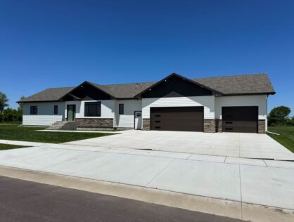 418 W 5th St Freeman, SD  Introducing NEW Stunning Home!