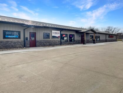 911 E 6th St Freeman, SD  Huge Commercial Space!